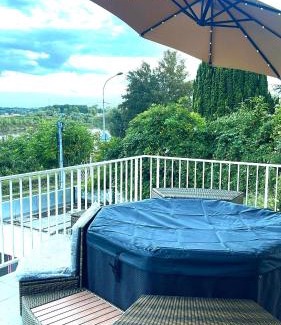 Blois Villa | La Maison Des Cygnes 8 Chambres-Climatisation-Terrasse Jacuzzi Parking gratuit