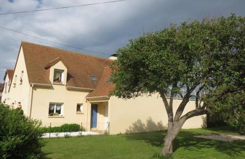 Lion-sur-Mer House | La maison du bonheur