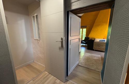 Corancy Apartment | La Maison du bonheur - Gîte PIPA - Corancy