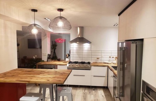 London House | "La Maisonette Rouge" 2BR Indi-Mod Designer Apt