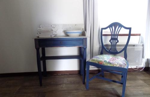 Les Adjots House | La maisonnette