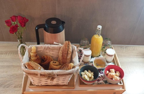 Domjean Bed & Breakfast | La Manch'hôtes