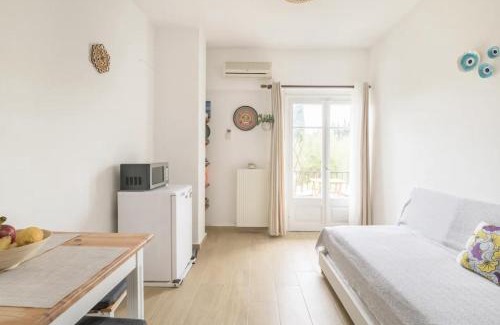 Kato Korakiana Apartment | La Mandynia Apartment