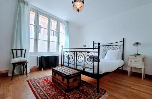 Auxerre Apartment | La Marine - Sejour a Auxerre