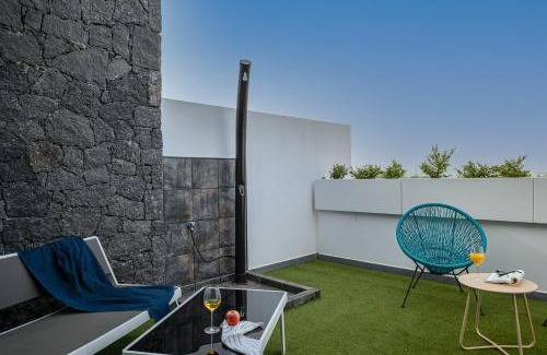 Playa Blanca House | La Marinera House - Near the beach, Air-Con, Fast Wifi and SAT tv By Lanzarote Vacation Homes
