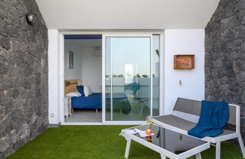 Playa Blanca House | La Marinera House - Near the beach, Air-Con, Fast Wifi and SAT tv By Lanzarote Vacation Homes