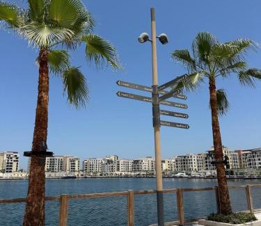 Dubai Apartment | La Mer 1BR Ocean View 4 Pax