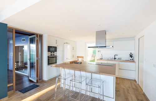 Kerlaz House | La Merveilleuse - Five Bedroom House, Sleeps 10