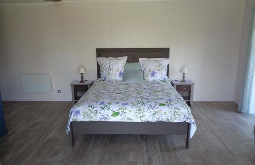 Vitry-aux-Loges Bed & Breakfast | la Monlassière