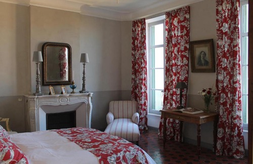 Thezan-des-Corbieres House | La Montagute