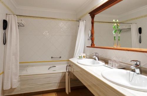 Cala San Vicente Hotel | La Moraleja The Quiet Hotel - Adults Only