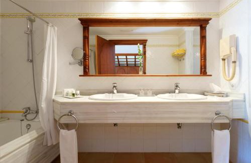 Cala San Vicente Hotel | La Moraleja The Quiet Hotel - Adults Only