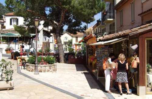Mandelieu-la-Napoule Beach Villa | LA NAPOULE Villa in the heart of the village by the sea