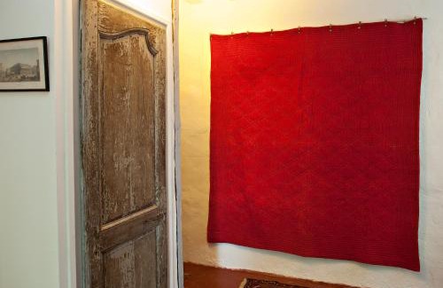 Pernes-les-Fontaines Bed & Breakfast | La Nesquière Chambres d'Hôtes