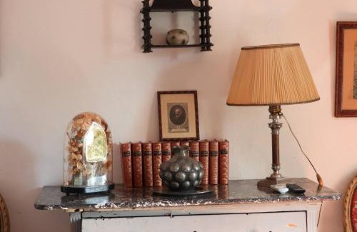 Pernes-les-Fontaines Bed & Breakfast | La Nesquière Chambres d'Hôtes