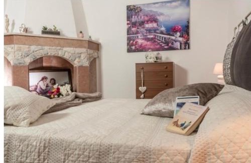 Villa Castelli Apartment | La Nicchia