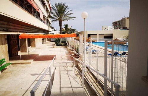 Torremolinos City Centre Apartment | LA NOGALERA 2 Dormitorios - Wifi - Piscinas - Terraza con vistas al Mar