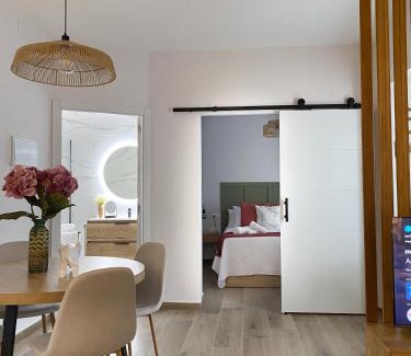 El Porvenir Apartment | La Ofi home Sevilla