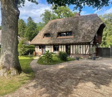 Forges-les-Eaux House | la p’tite chaumière