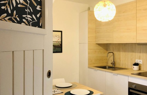 Tours House | La "P'tite Maison" near the banks of the Loire River