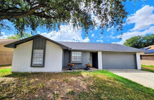 Palmhurst House | La Palma - Beautiful home in Mission, TX