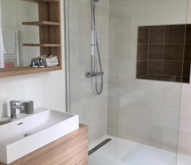Quimper Apartment | La Palmeraie - Appartement classé 4 étoiles - Hyper centre ville