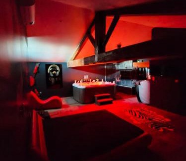 Moussan Apartment | La parenthèse Love room