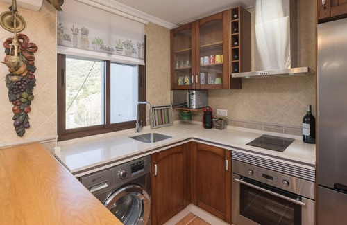 Benamahoma House | LA PARRA - Charming village house surrounded by nature.