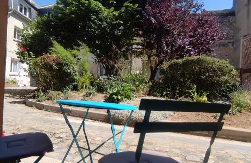 Fecamp Apartment | LA PAUSE studio sur le quai Maupassant à Fécamp