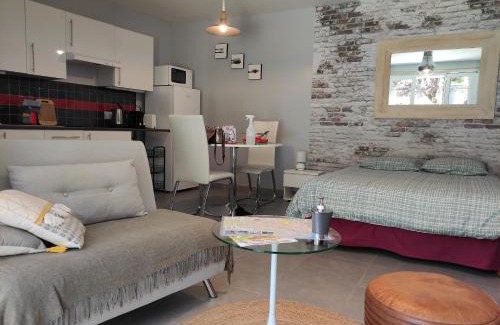 Fecamp Apartment | LA PAUSE studio sur le quai Maupassant à Fécamp