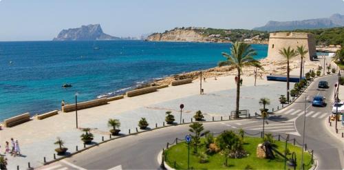 Moraira Town Centre Apartment | La Paz, ático, 2 dormitorios, Moreira, by Bookindenia