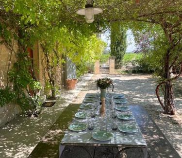 Roussillon House | La Pergoline - Large renovated farmhouse with pool and jacuzzi