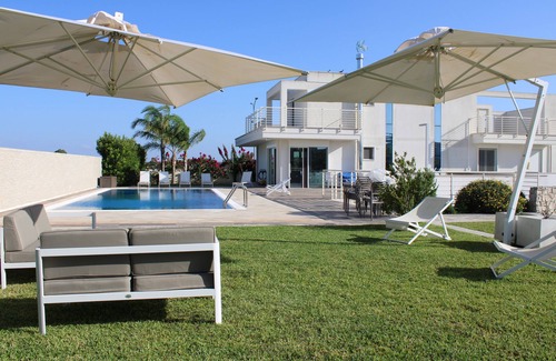 Lecce Villa | La Perla Bianca Luxury Villa