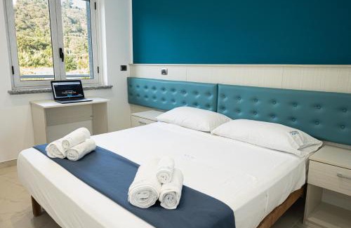 Ricadi Apartment | LA PERLA MARE- Wi-fi and free parking