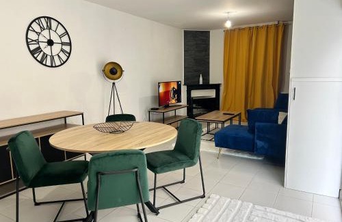 Le Mans House | La Perle Rive Gauche