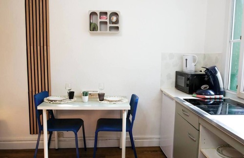 Feuillat Desgenettes Apartment | La Petite Adresse Studio-Grange Blanche-Lyon 3