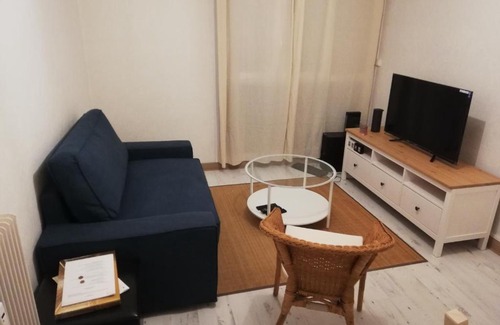 Montjuzet Apartment | La petite barante