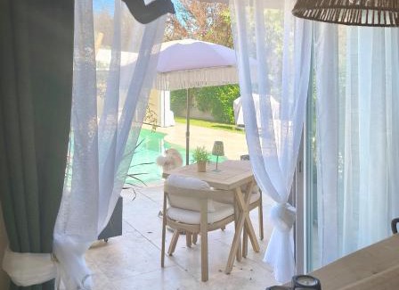 Lunel House | La Petite Escale