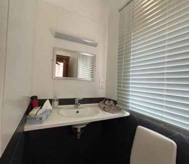 La Celle-sous-Gouzon House | La Petite Maison