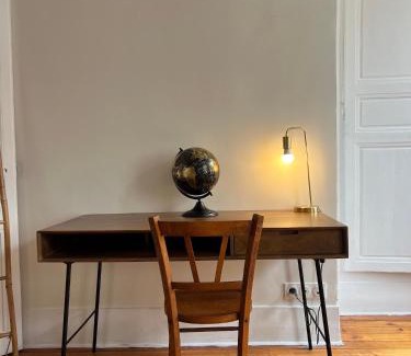 Dreux Apartment | La petite Provence, hyper centre, Wifi
