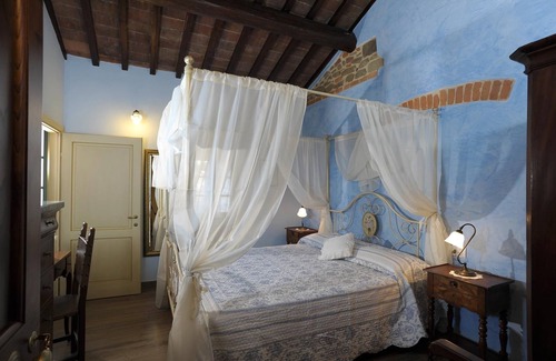 Pietrapiana Bed & Breakfast | La Pietra Piana Restaurant /Bed & Breakfast