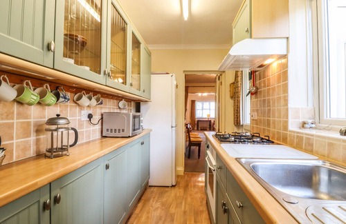 Deal Cottage | LA PLAGE, pet friendly, country holiday cottage in Walmer