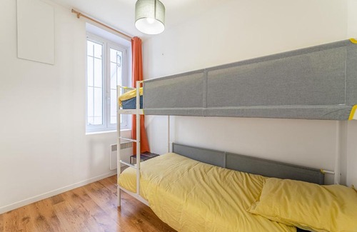 La Joliette Apartment | La Plume