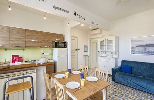 Camogli Apartment | La Poetessa with Pool by Wonderful Italy