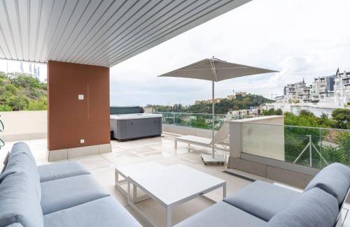 Benahavis Apartment | La Quinta 3 Bedroom Ultra Modern Apartment with Private Hot Tub