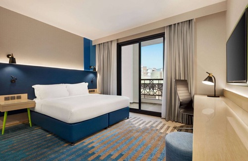 Bur Dubai Hotel | La Quinta by Wyndham Dubai Jumeirah
