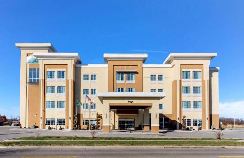 Springfield Hotel | La Quinta by Wyndham Springfield IL