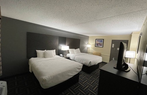Wayne Hotel | La Quinta Inn by Wyndham Indianapolis Airport Lynhurst
