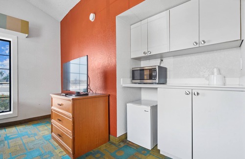 Costa Mesa Hotel | La Quinta Inn by Wyndham Costa Mesa/Newport Beach