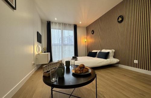Jouvence House | La Résidence République